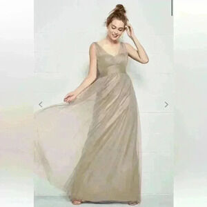 Watters Wtoo bridesmaid mother of the bride dress size 12 v neck wedding beach